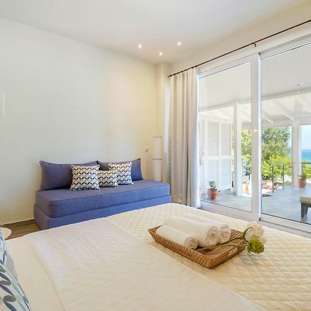Golden Beachside Terrace خْريسيا أموذيا المظهر الخارجي الصورة