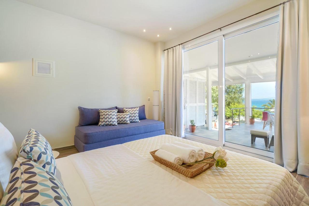 Golden Beachside Terrace خْريسيا أموذيا المظهر الخارجي الصورة