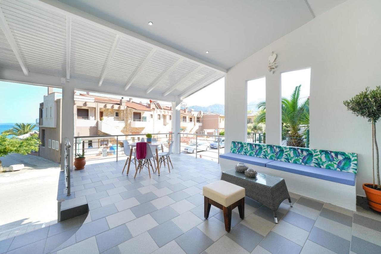 Golden Beachside Terrace خْريسيا أموذيا المظهر الخارجي الصورة