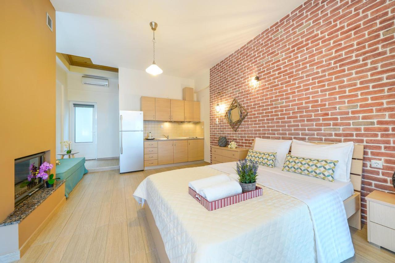 Golden Beachside Terrace خْريسيا أموذيا المظهر الخارجي الصورة